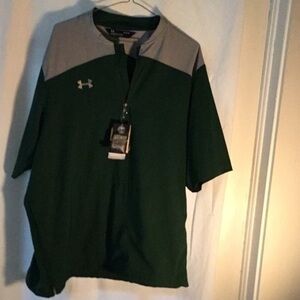 New with tags Under Armour Storm water-resistant shirt size L/G